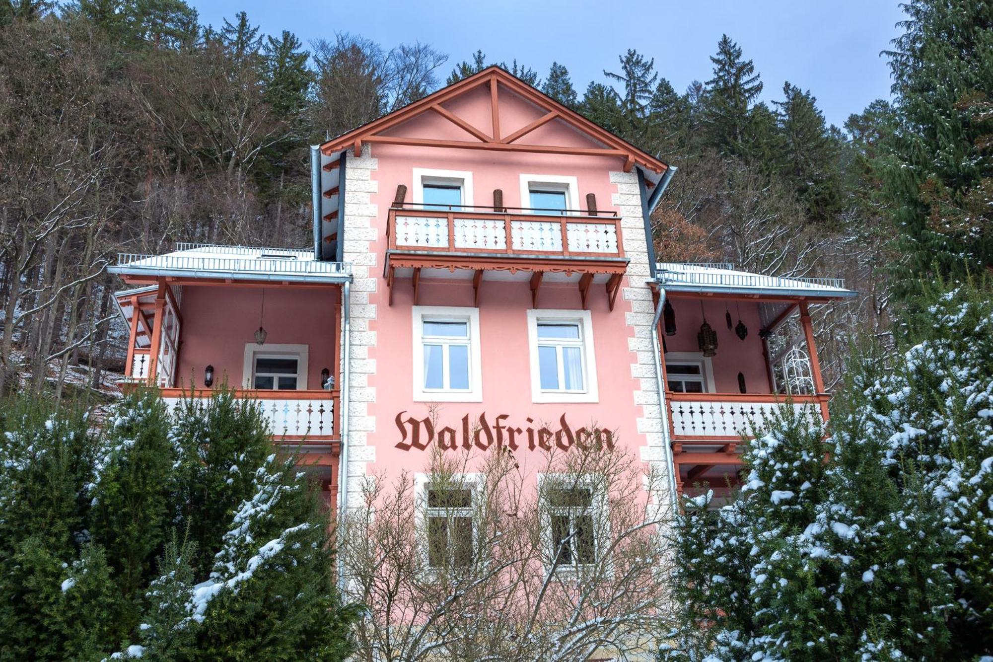 Bio-Hotel Villa Waldfrieden Bad Schandau Exterior foto